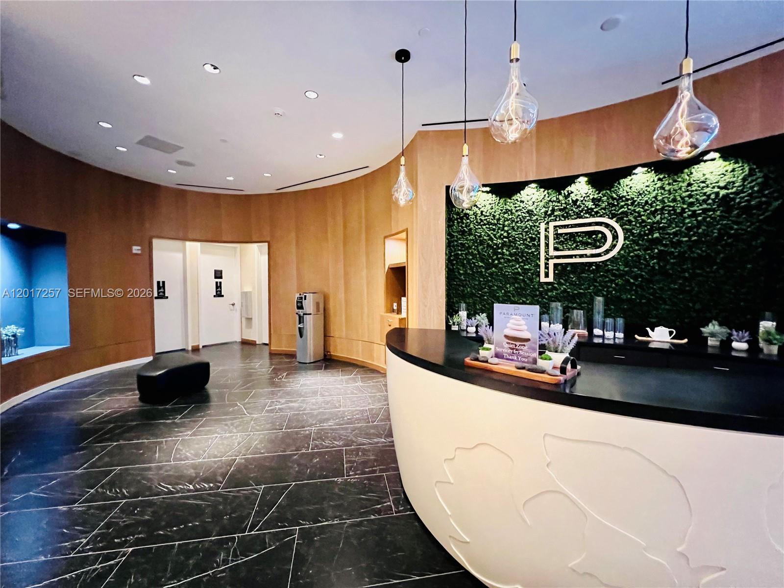 PARAMOUNT MIAMI WORLD CENT - Residential