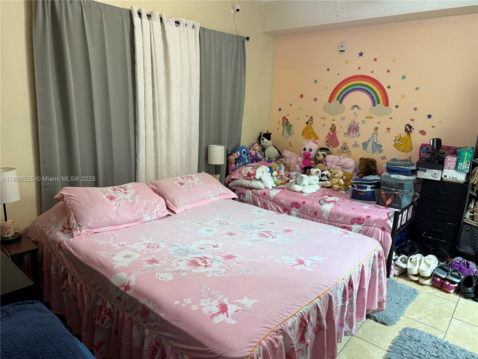 PARADISE POINTE CONDO - Residential