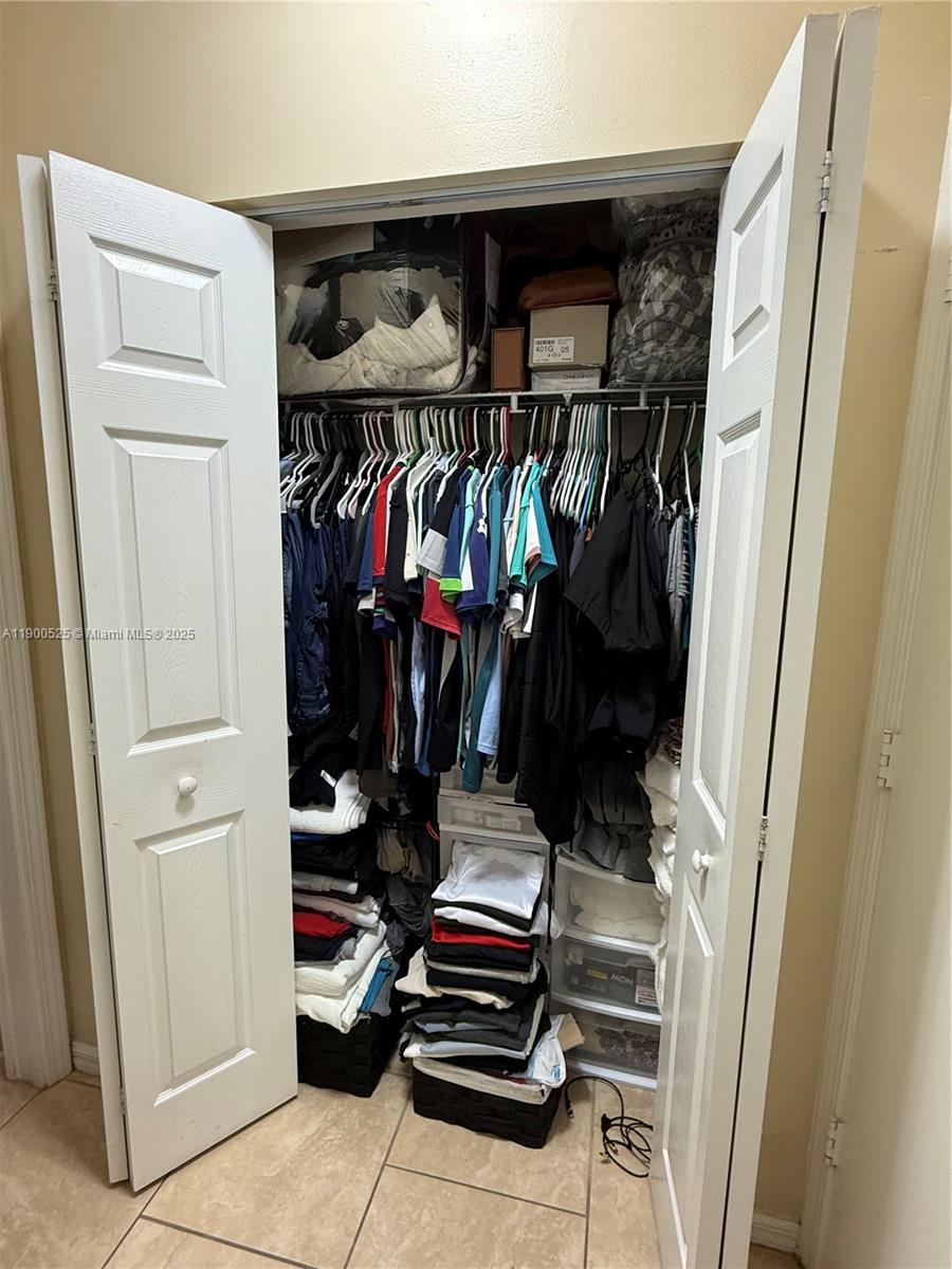 PARADISE POINTE CONDO - Residential