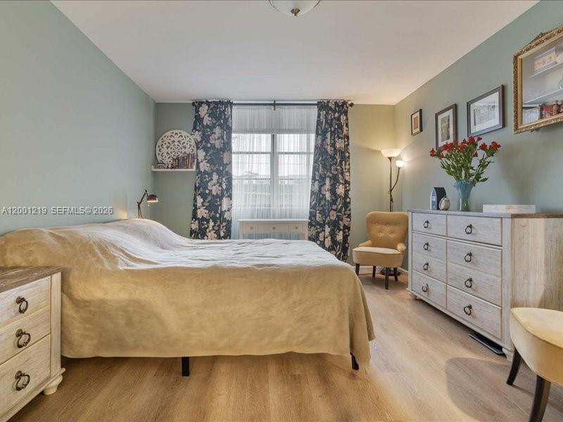 GATE ONE CONDO - Residential