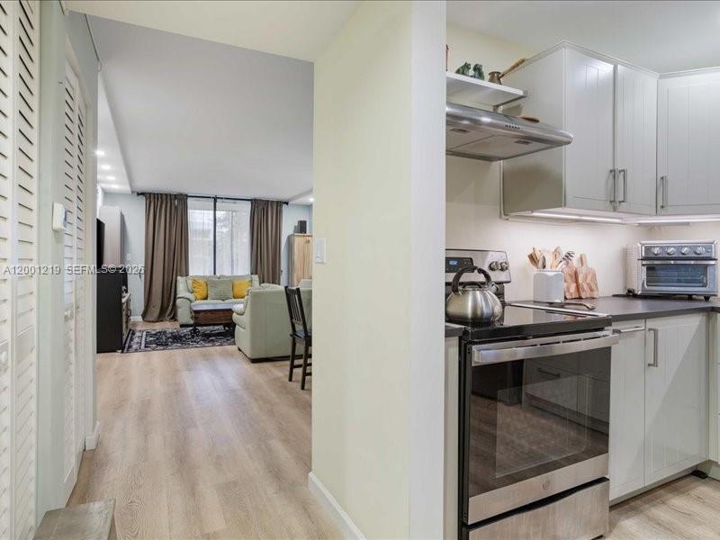 GATE ONE CONDO - Residential