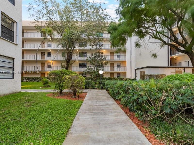 GATE ONE CONDO - Residential