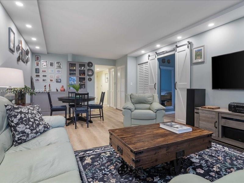 GATE ONE CONDO - Residential