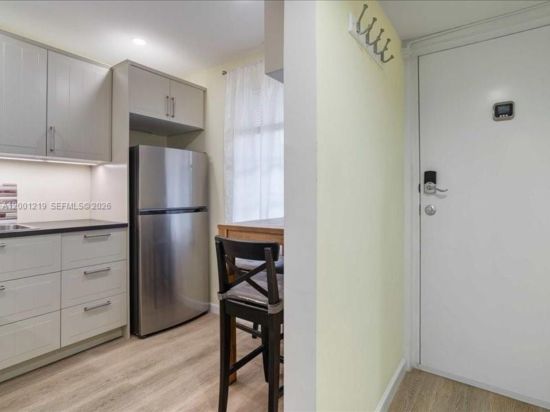 GATE ONE CONDO - Residential