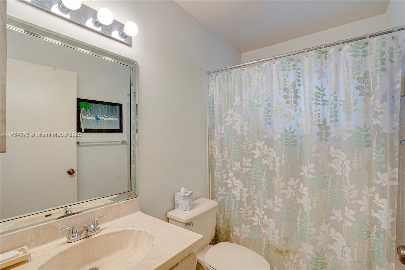 PALM CHASE CONDO - Residential
