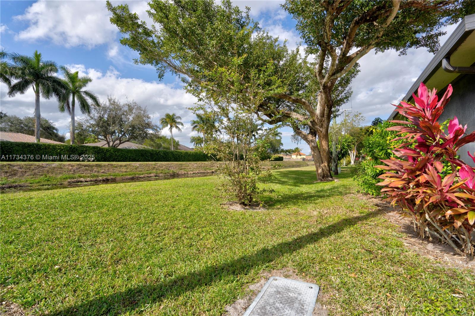 PALM CHASE CONDO - Residential