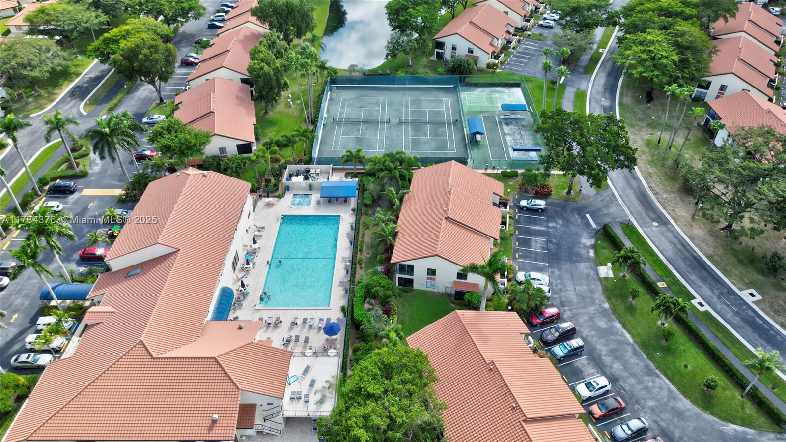 PALM CHASE CONDO - Residential
