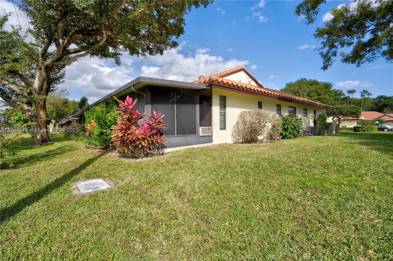 PALM CHASE CONDO - Residential