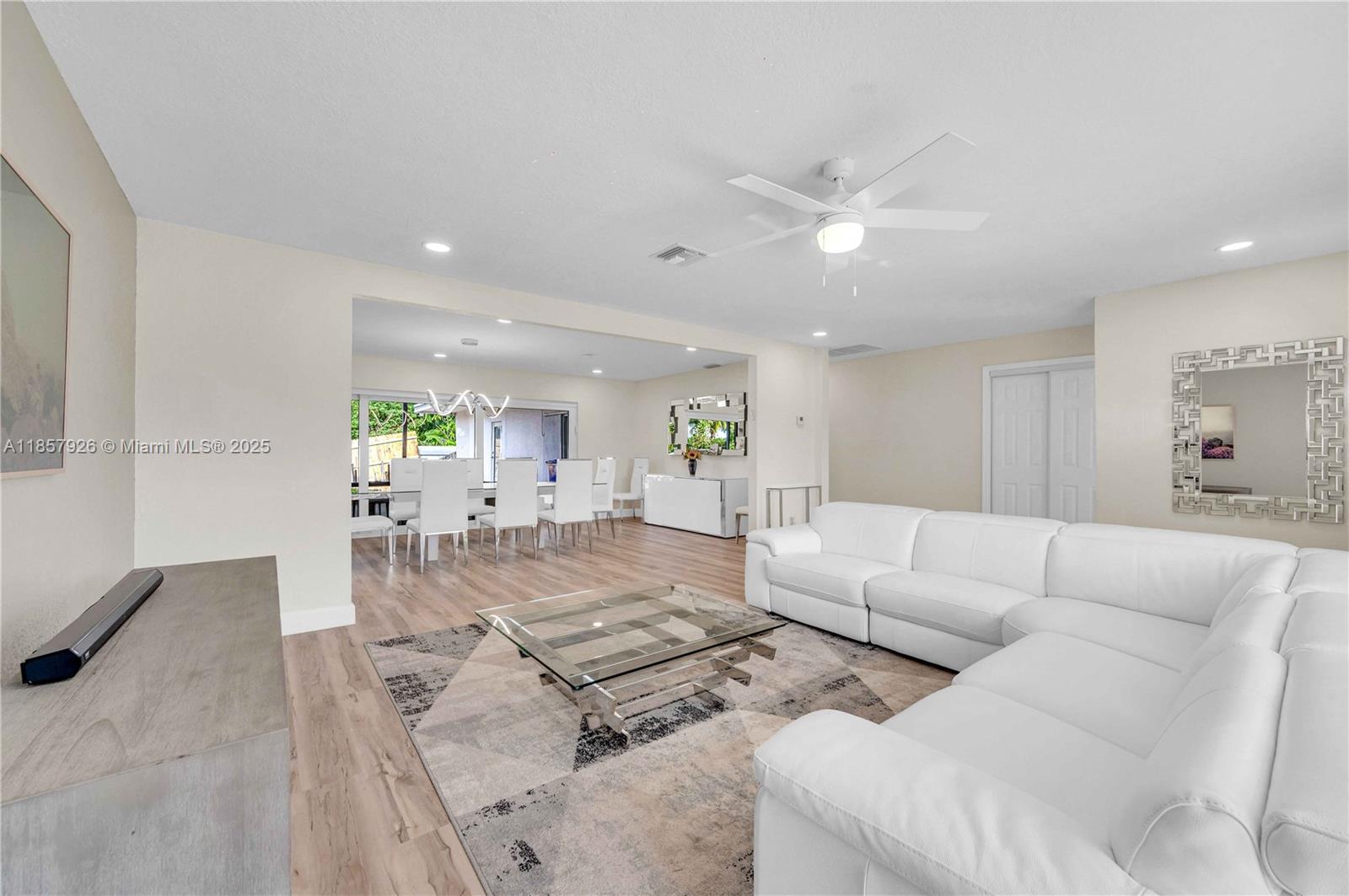 HOLLYWOOD HILLS AMEN PLAT - Residential Lease