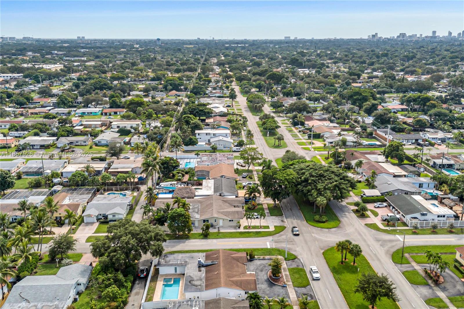 HOLLYWOOD HILLS AMEN PLAT - Residential Lease