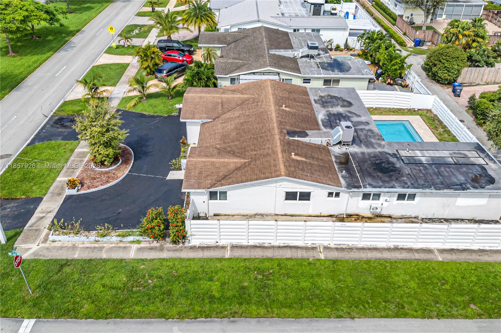 HOLLYWOOD HILLS AMEN PLAT - Residential Lease