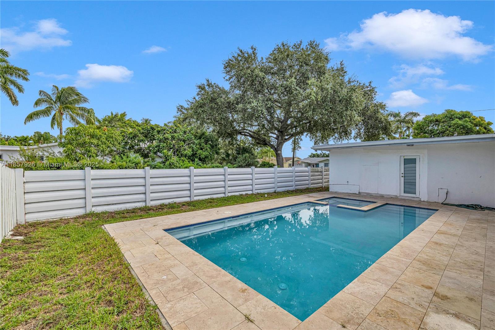 HOLLYWOOD HILLS AMEN PLAT - Residential Lease