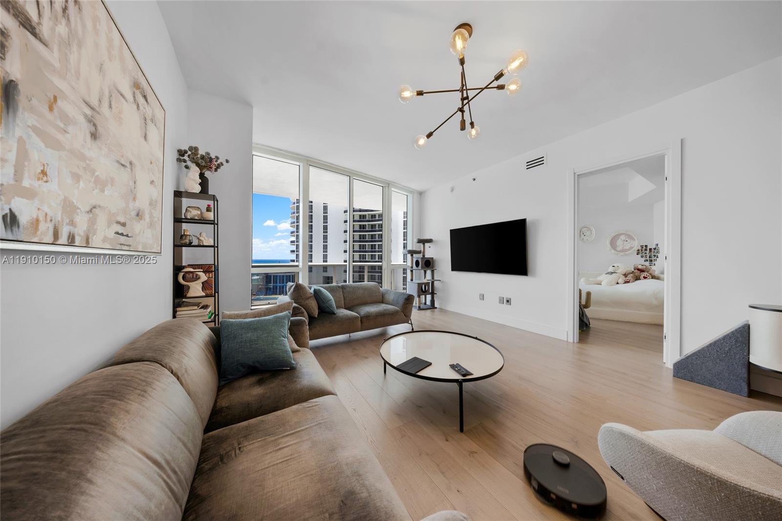 TDR TOWER I CONDO - Residential