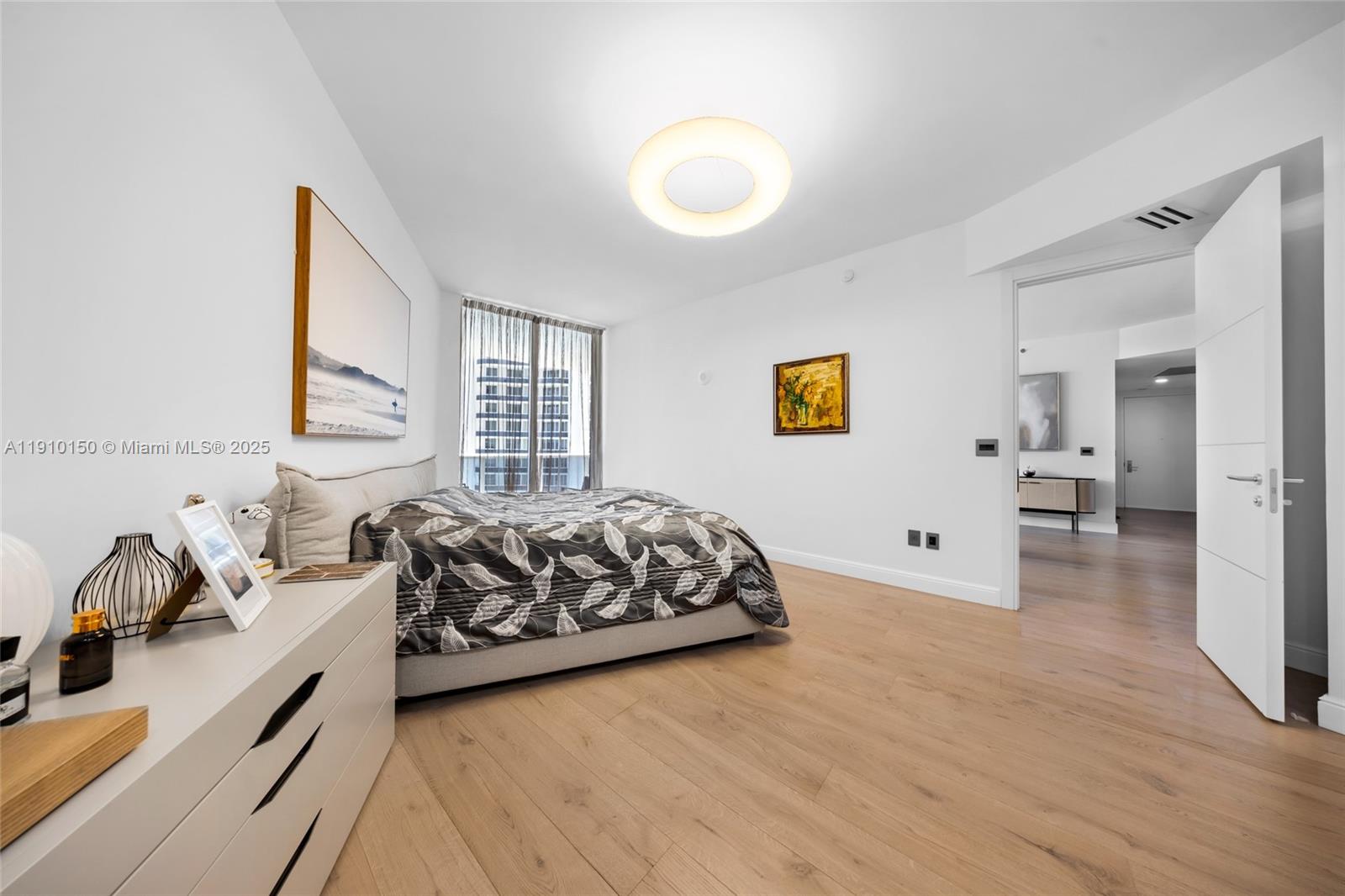 TDR TOWER I CONDO - Residential