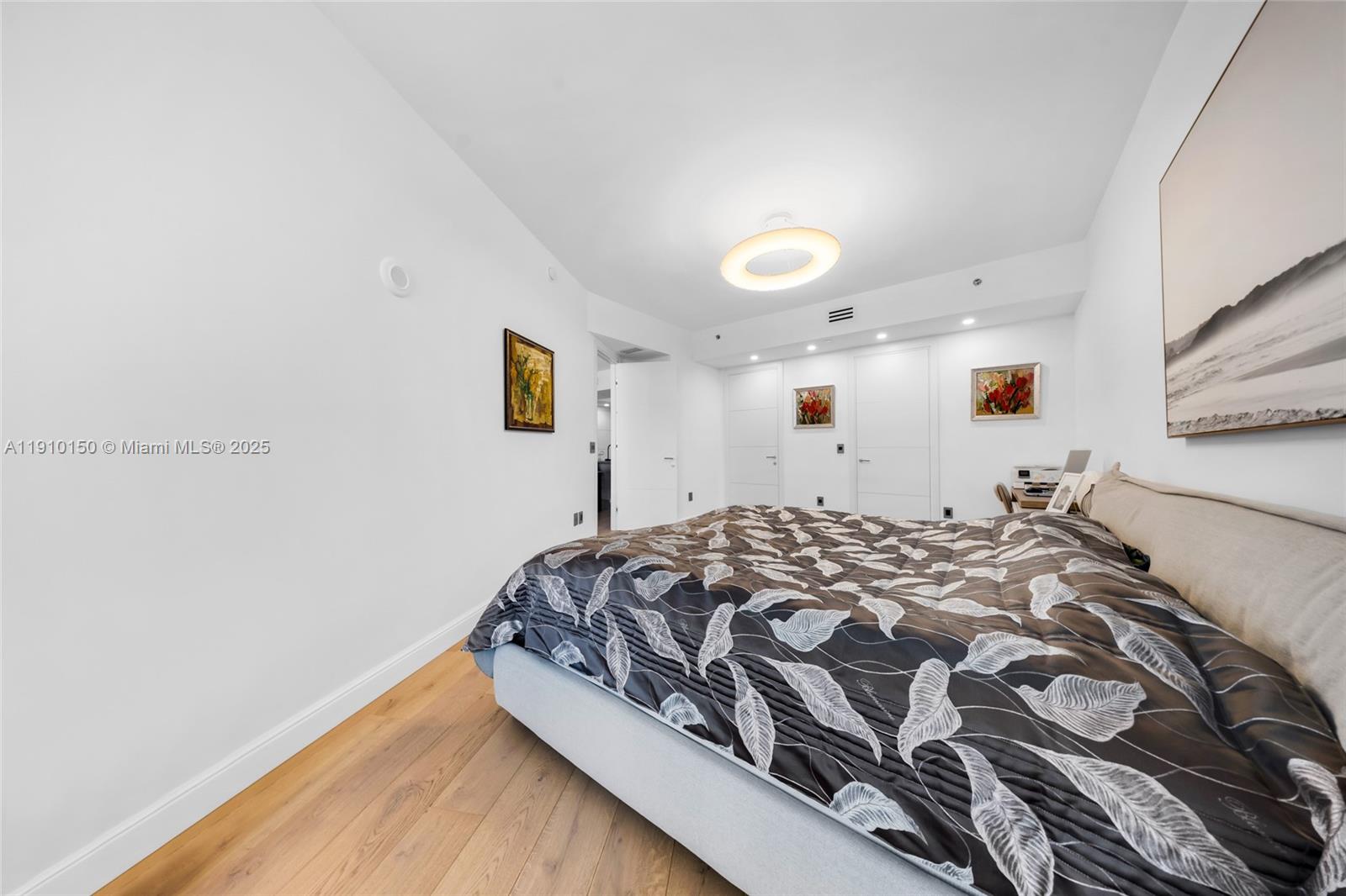 TDR TOWER I CONDO - Residential