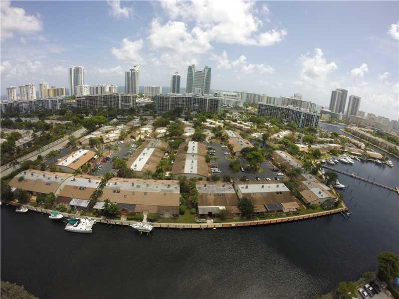 LUXURY RENTAL WITH GORGEOUS VIEW! REMODELED UNIT, KITCHEN WITH NEW GRANITE COUNTER, BATHROOMS WITH NEW VANITIES, CUSTOM CLOSET ORGANIZERS, PORCELAIN TILE FLOORS. THE OLYMPUS IS A RESORT LIVING STYLE BUILDING. COURTESY BUS, 24 HOUR SECURITY AND MUCH MORE!!