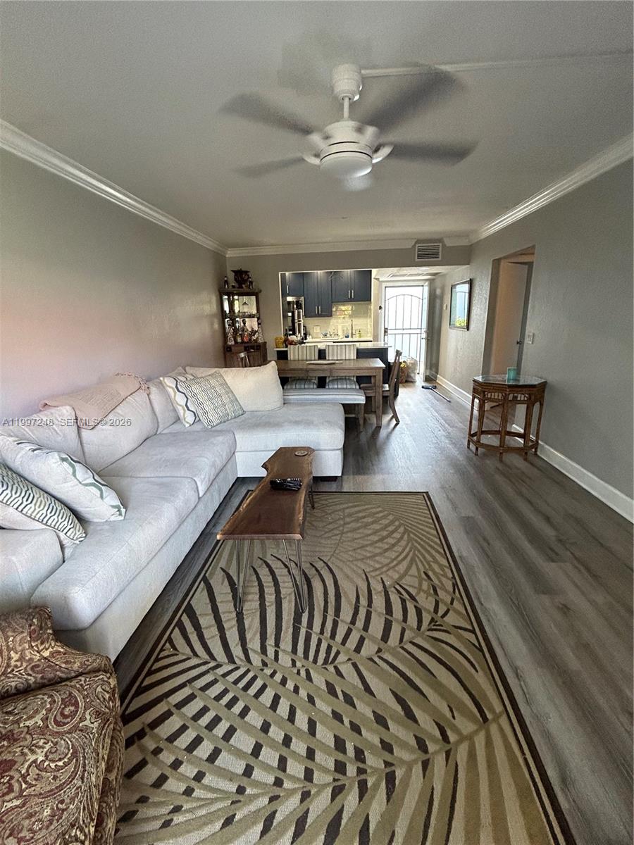 LORI-LYNN CONDO - Residential Lease