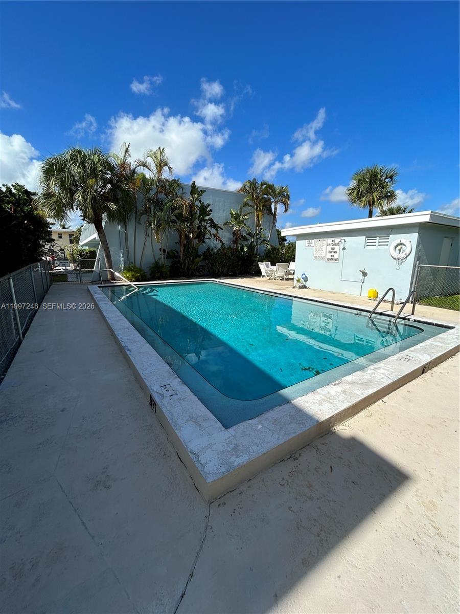 LORI-LYNN CONDO - Residential Lease