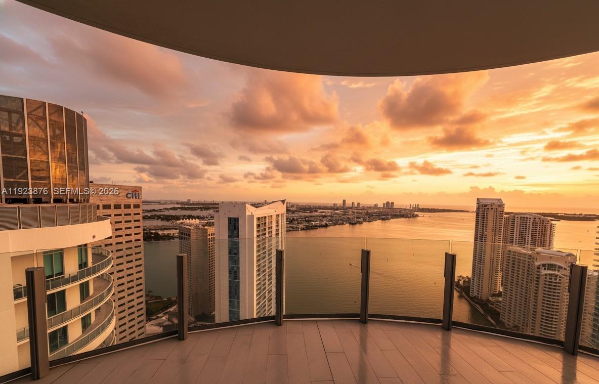 300 Biscayne Blvd Way 4201