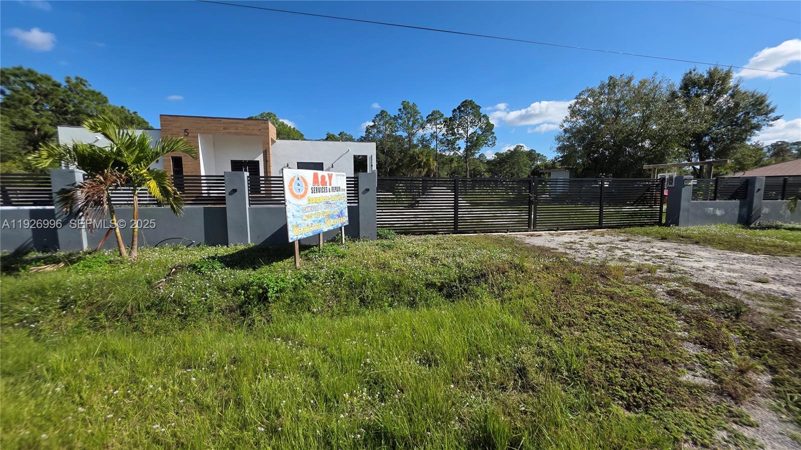 MONTURA RANCH EST 1 ST S/ - Commercial Sale