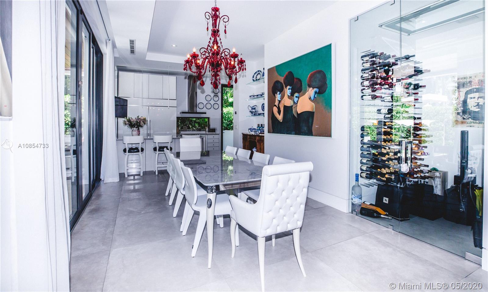 SAN MARINO ISLAND - Residential