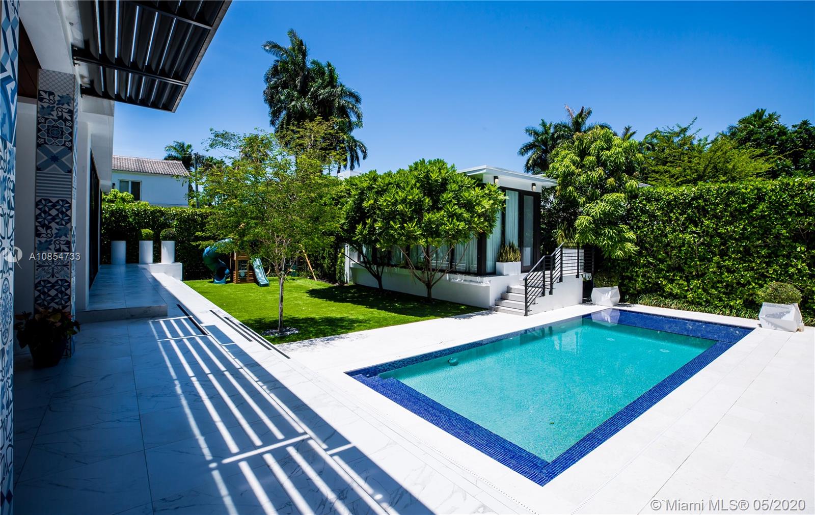 SAN MARINO ISLAND - Residential