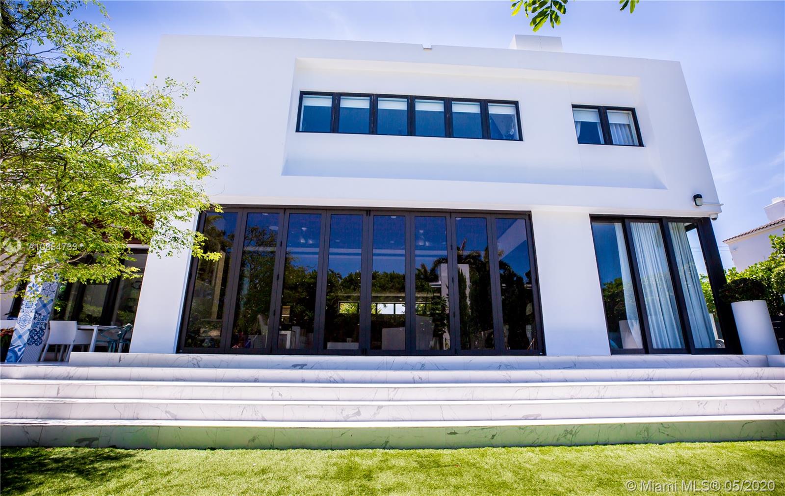 SAN MARINO ISLAND - Residential