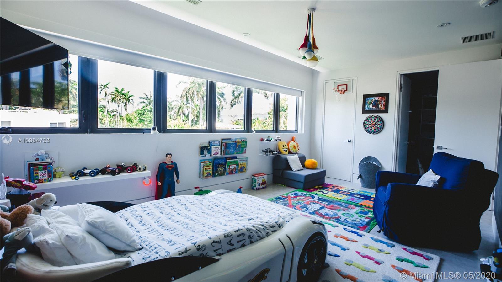 SAN MARINO ISLAND - Residential