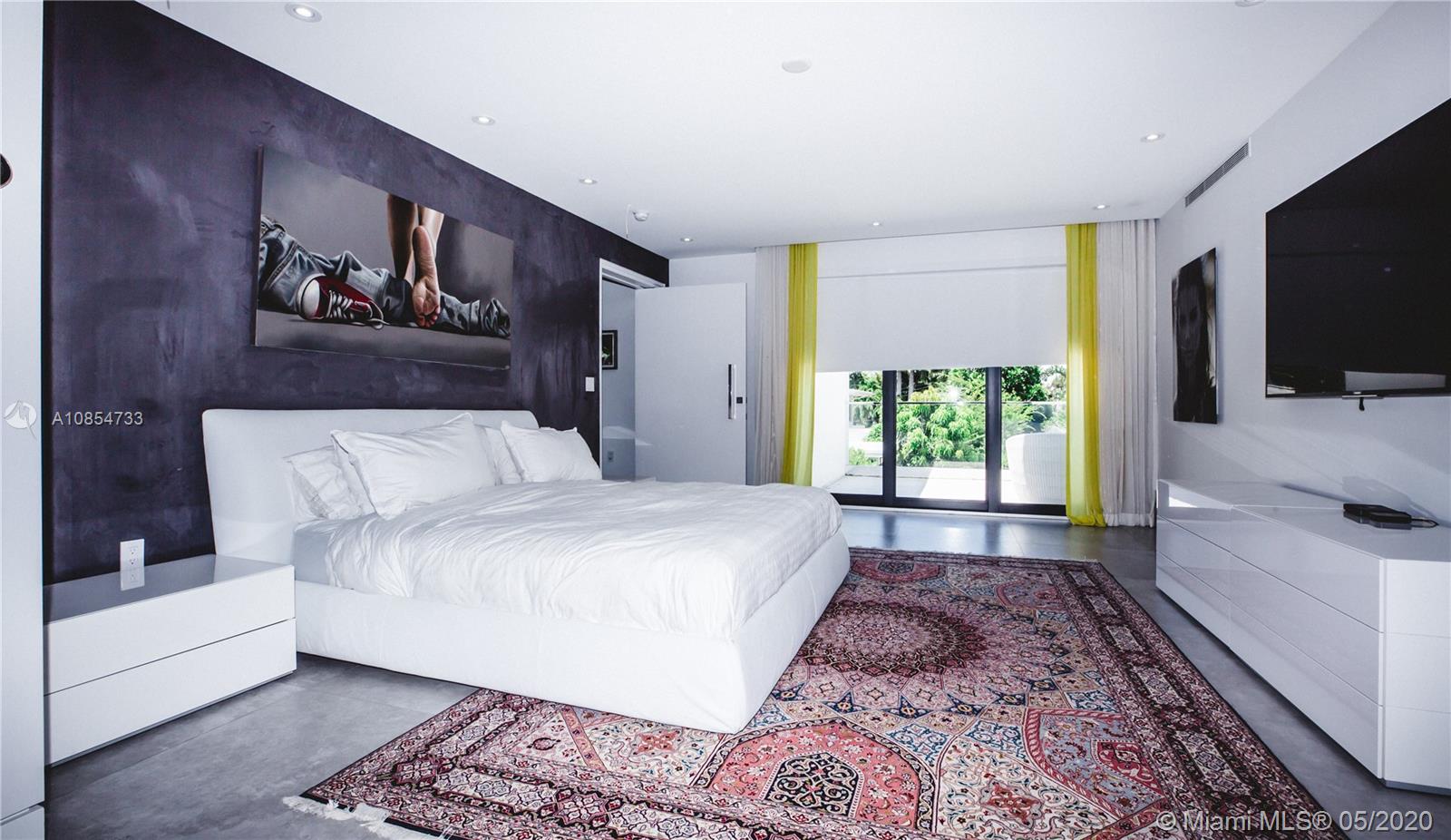 SAN MARINO ISLAND - Residential