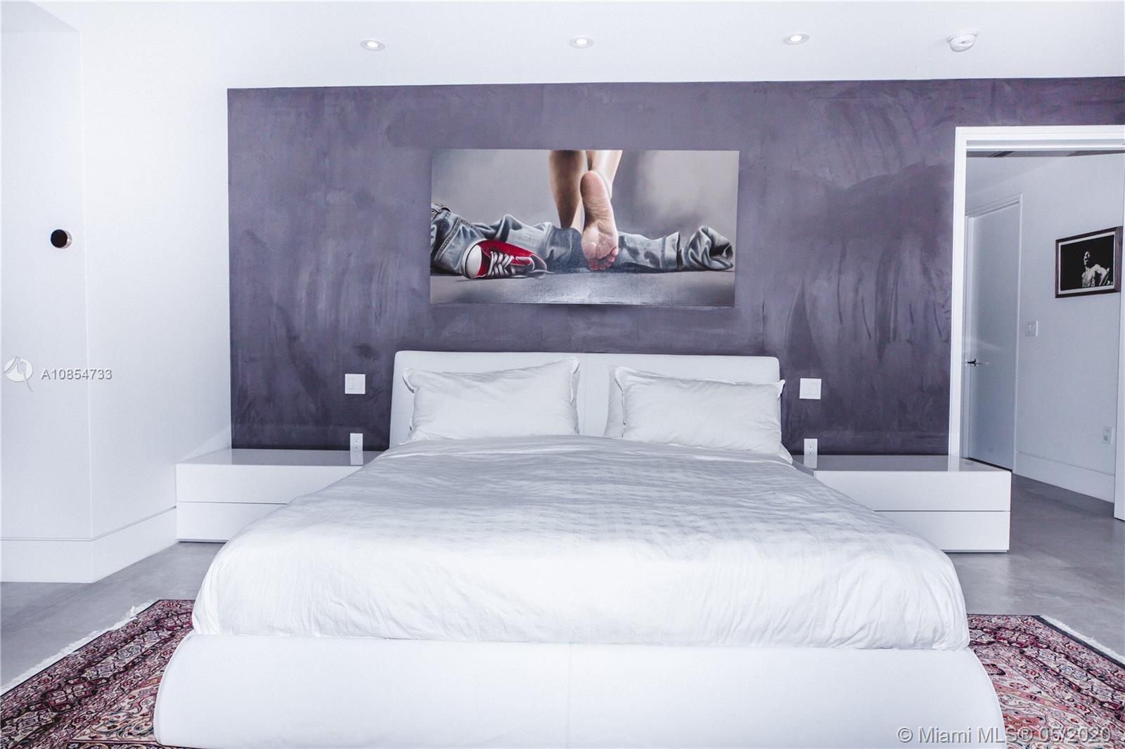 SAN MARINO ISLAND - Residential