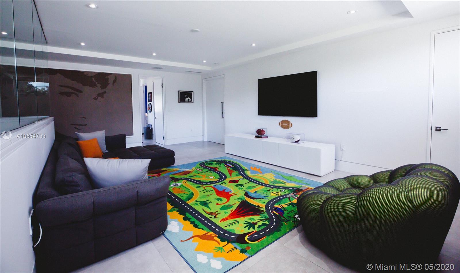 SAN MARINO ISLAND - Residential