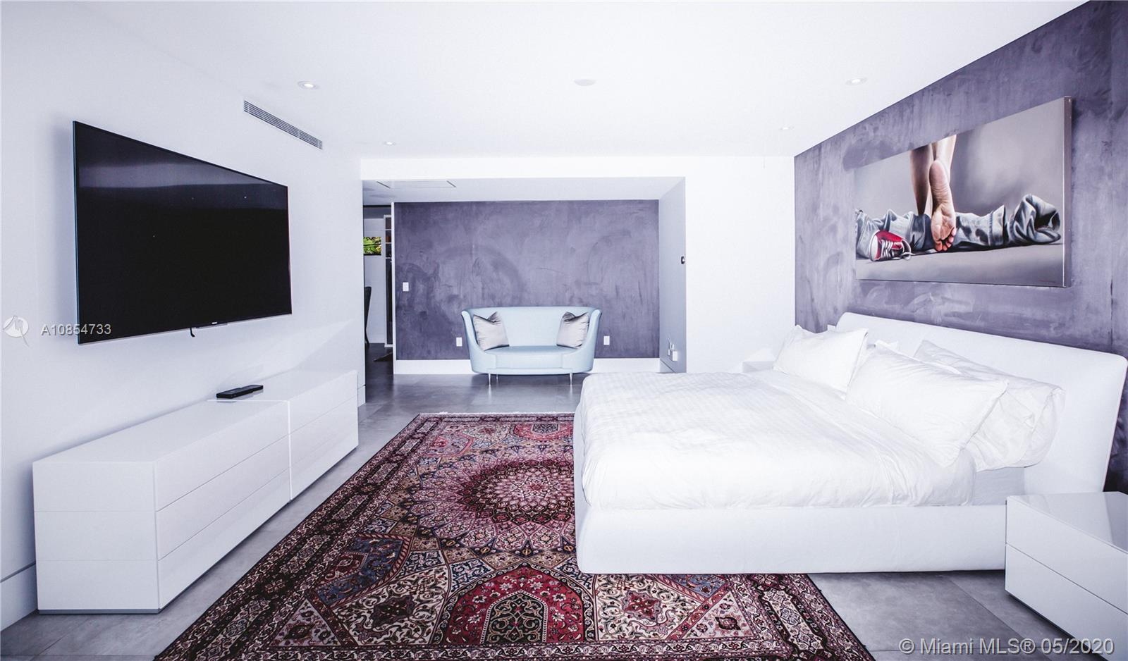 SAN MARINO ISLAND - Residential