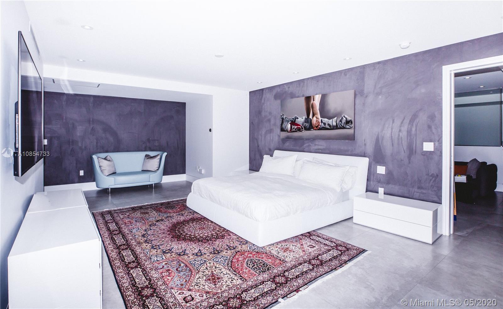 SAN MARINO ISLAND - Residential