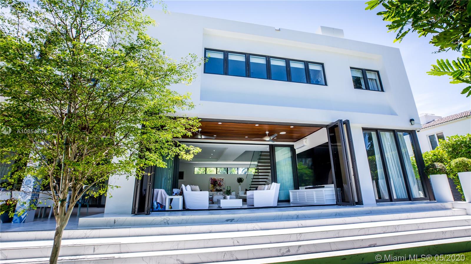 SAN MARINO ISLAND - Residential