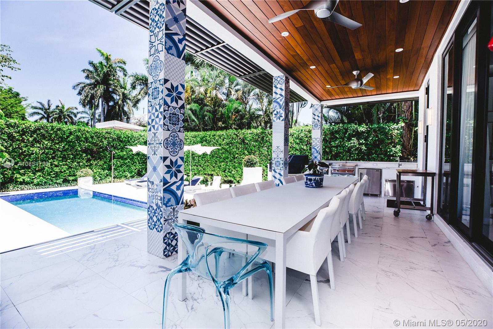 SAN MARINO ISLAND - Residential