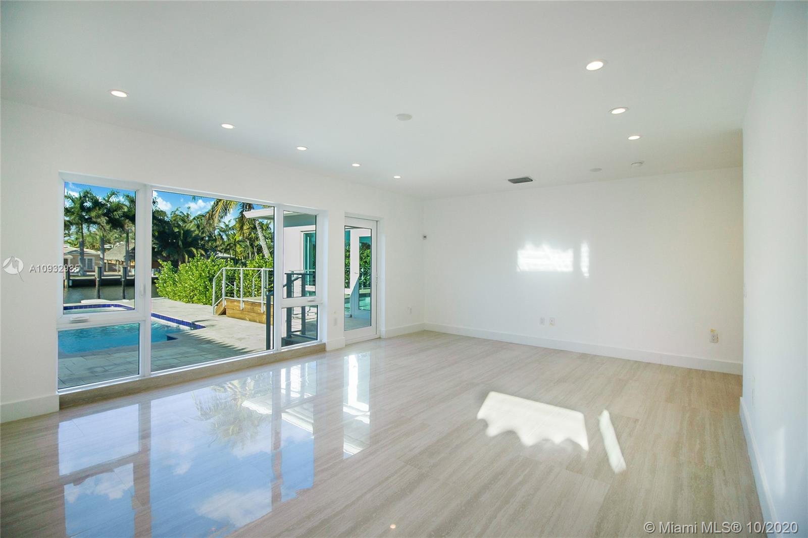 BELLE MEADE ISLAND - Residential
