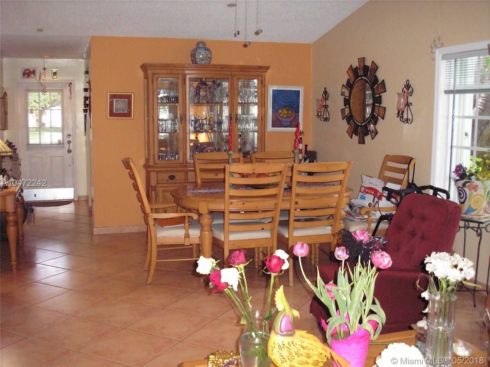 COUNTRY WALK - Residential