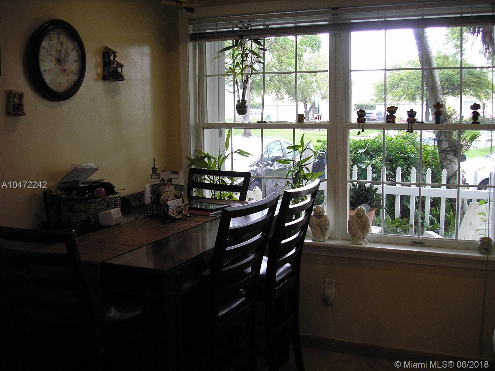 COUNTRY WALK - Residential