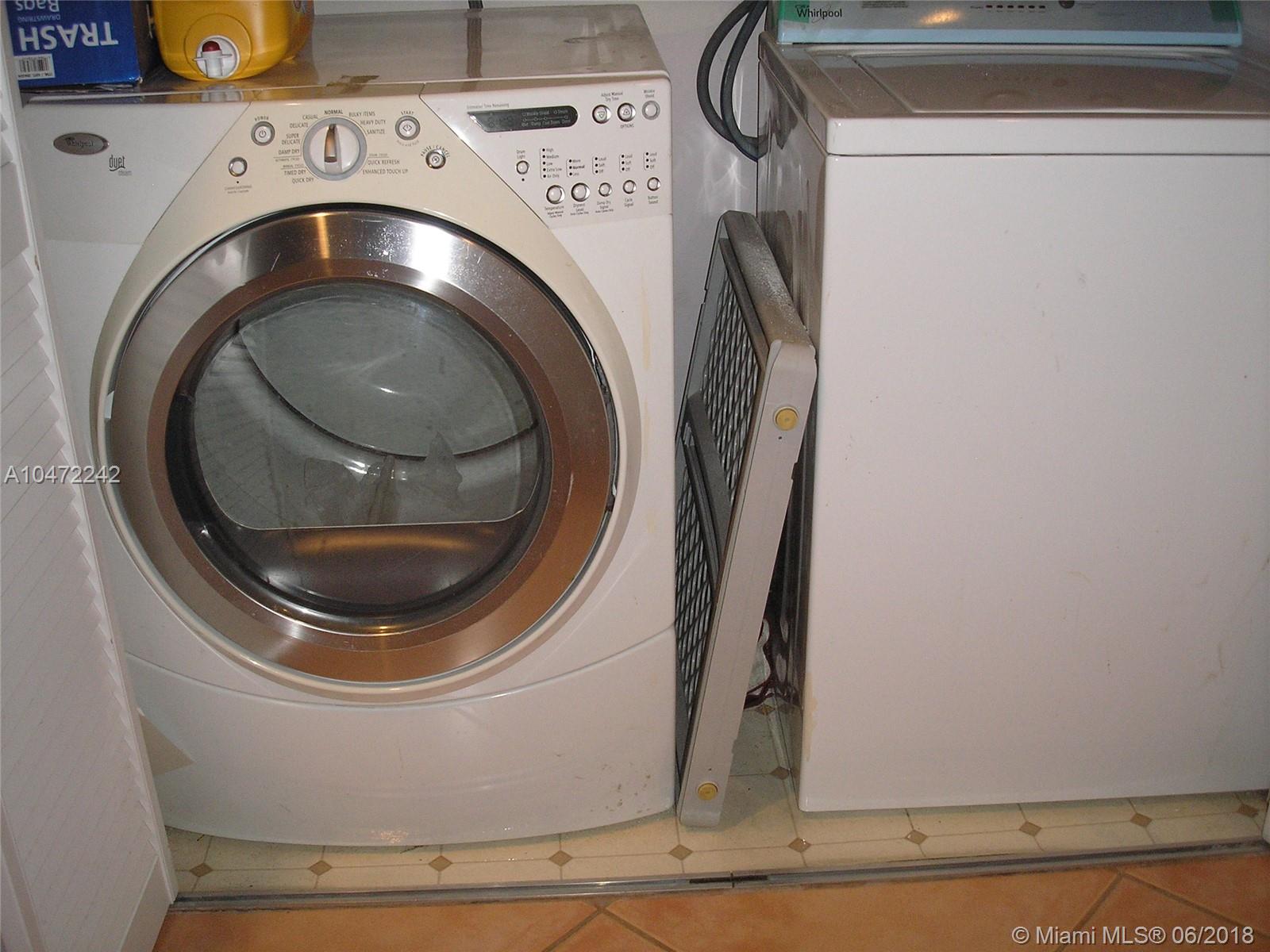 COUNTRY WALK - Residential