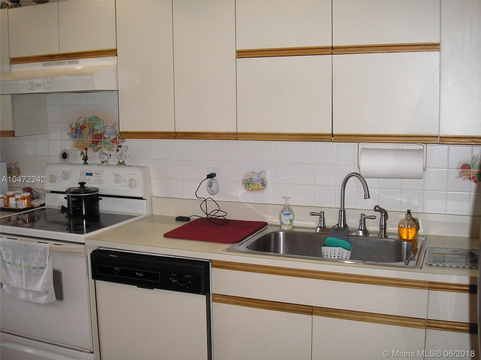 COUNTRY WALK - Residential