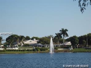 COUNTRY WALK - Residential