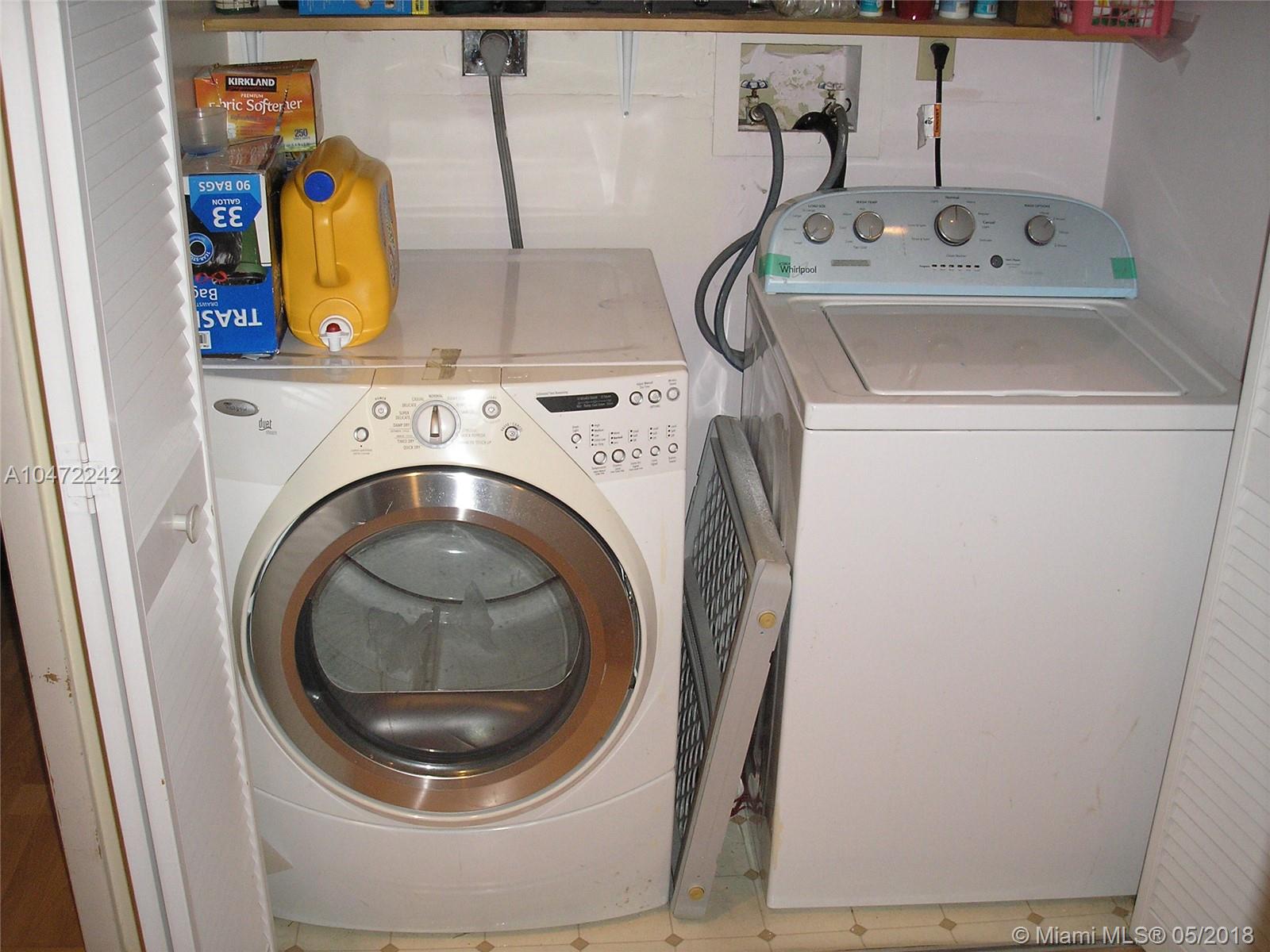 COUNTRY WALK - Residential