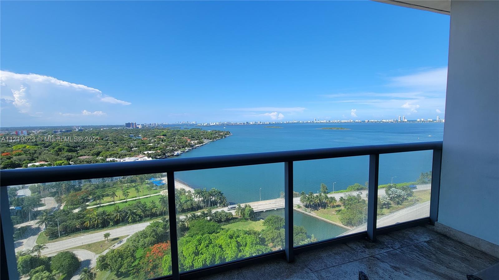 BLUE CONDO - Residential Lease