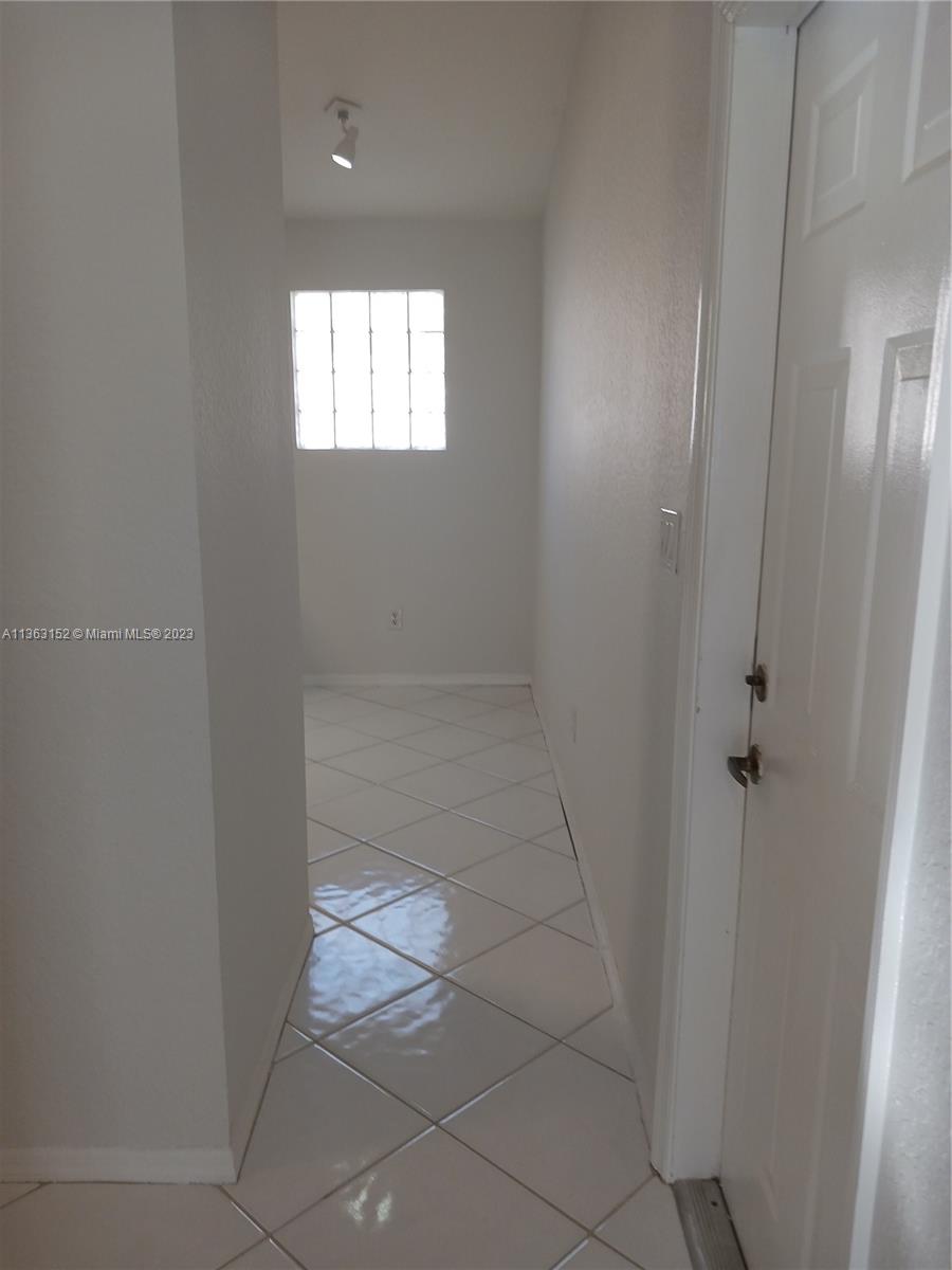 PEMBROKE ISLES II - Residential