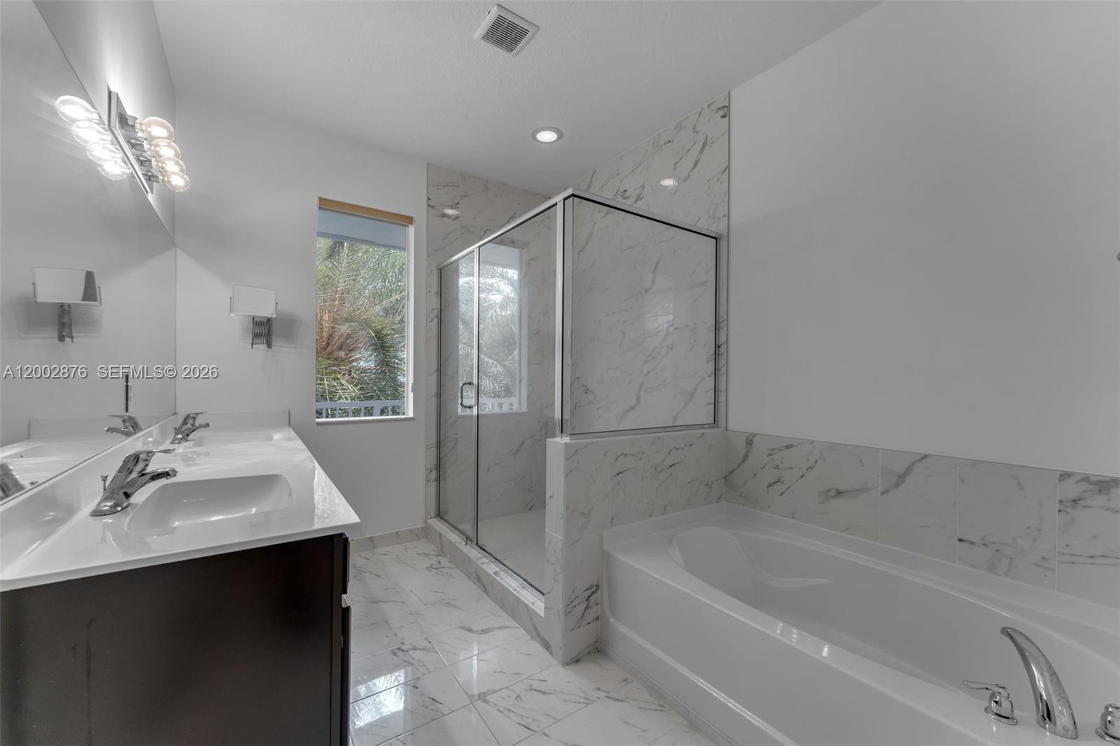 VENETIAN PARC - Residential