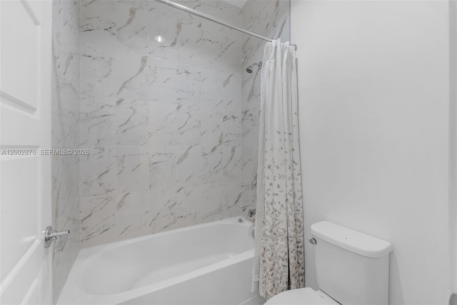 VENETIAN PARC - Residential