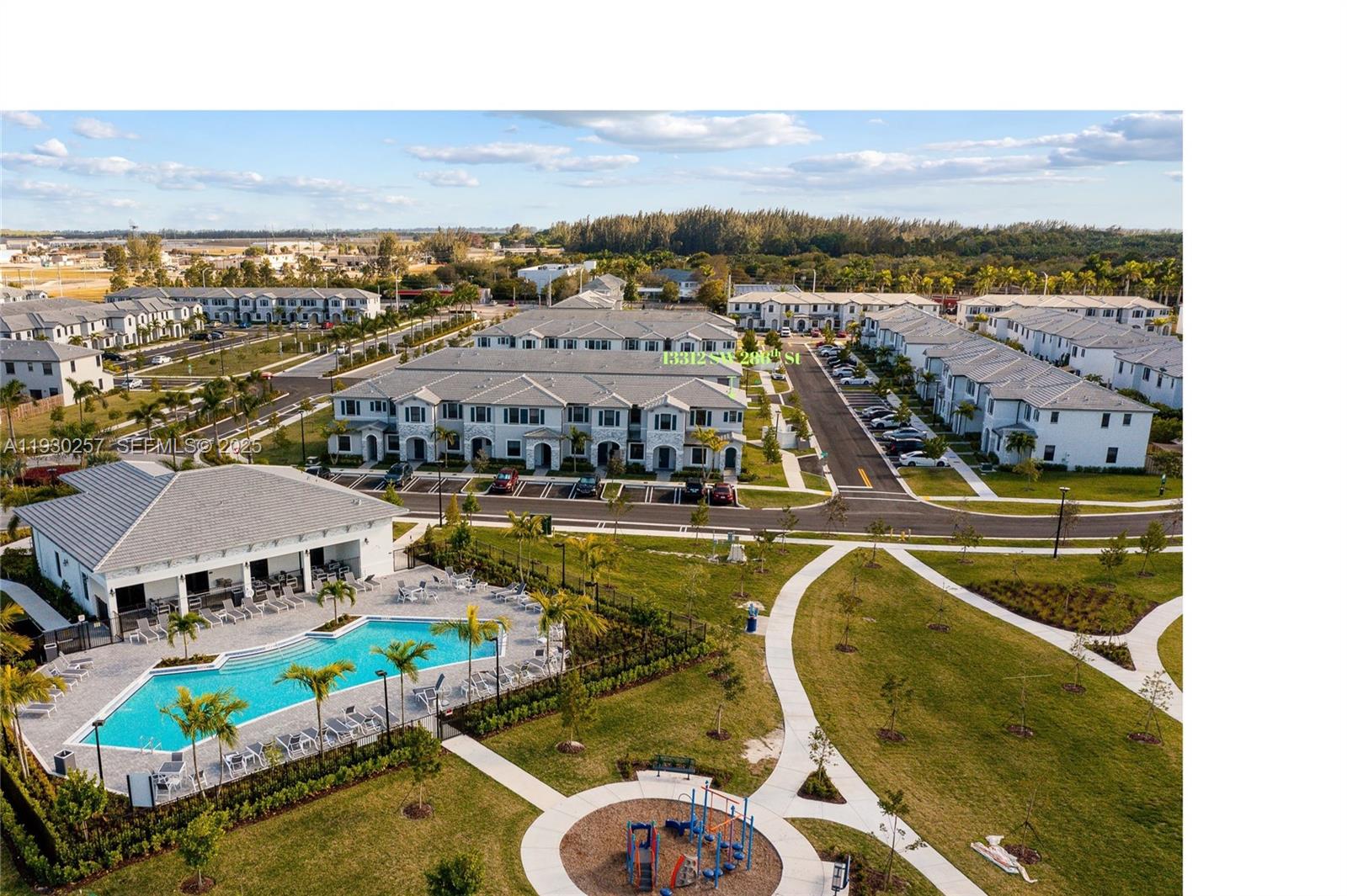 PINE ISLE - Residential