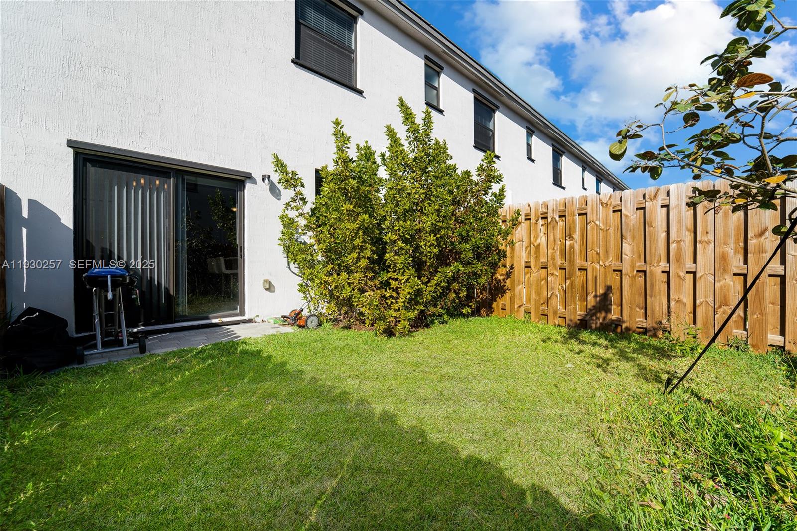 PINE ISLE - Residential