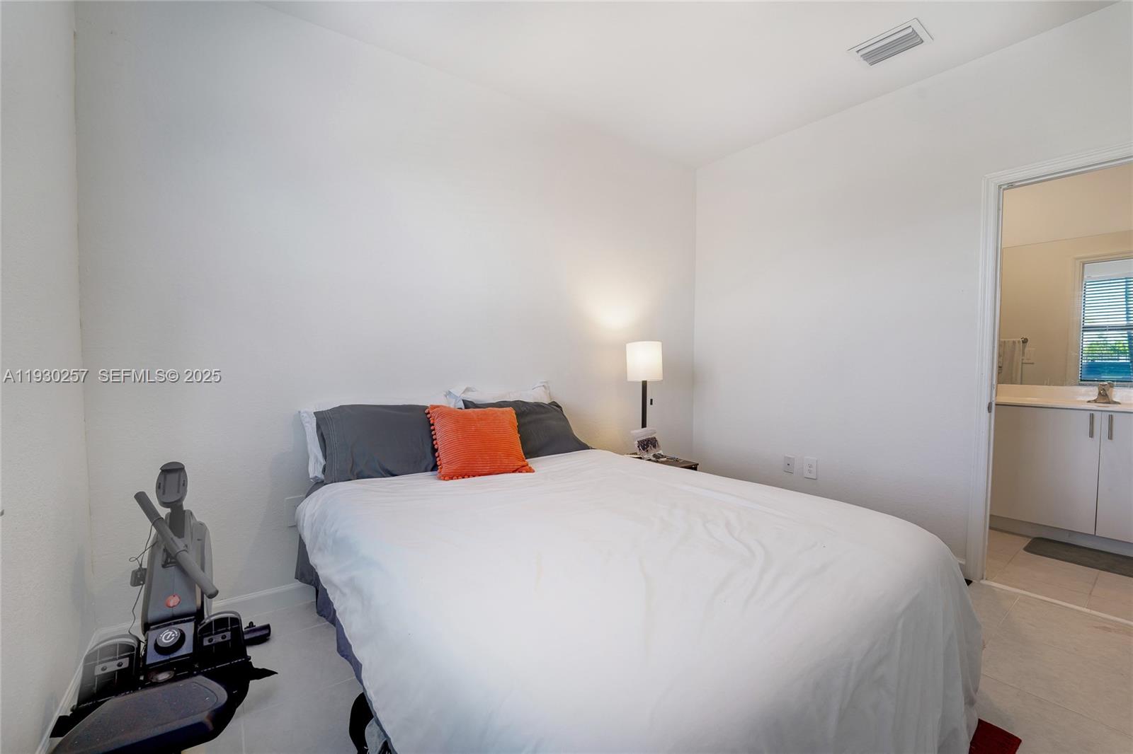 PINE ISLE - Residential