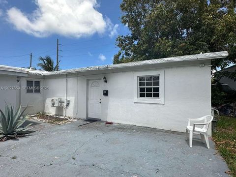 Tiny photo for 685 SW 7th Ter, Dania Beach, FL 33004 (MLS # A12027559)